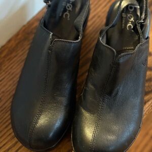 b.o.c. Black Leather Mules size 8. Excellent condition